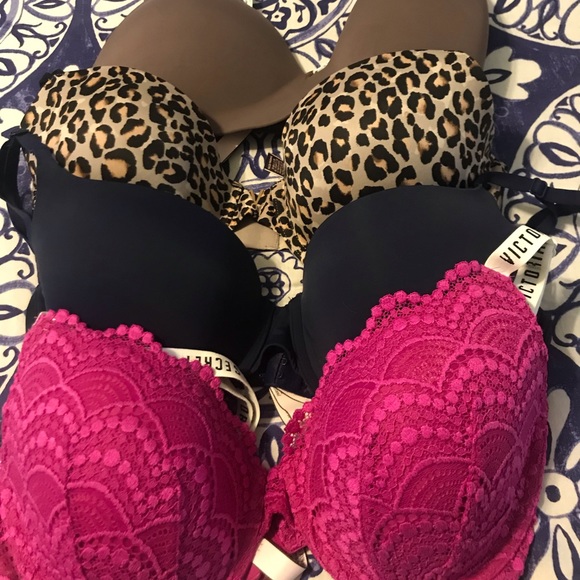 34DD Victoria secret bras - Picture 1 of 3